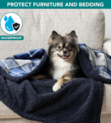 Waterproof Dog Blanket for Small Medium Dog, Pet Puppy Blanket Couch Cover Protection, Sherpa Fleece Cat Blanket Couch Sofa Bed Furniture Protector Reversible Soft Washable 29X40 Plaid Navy